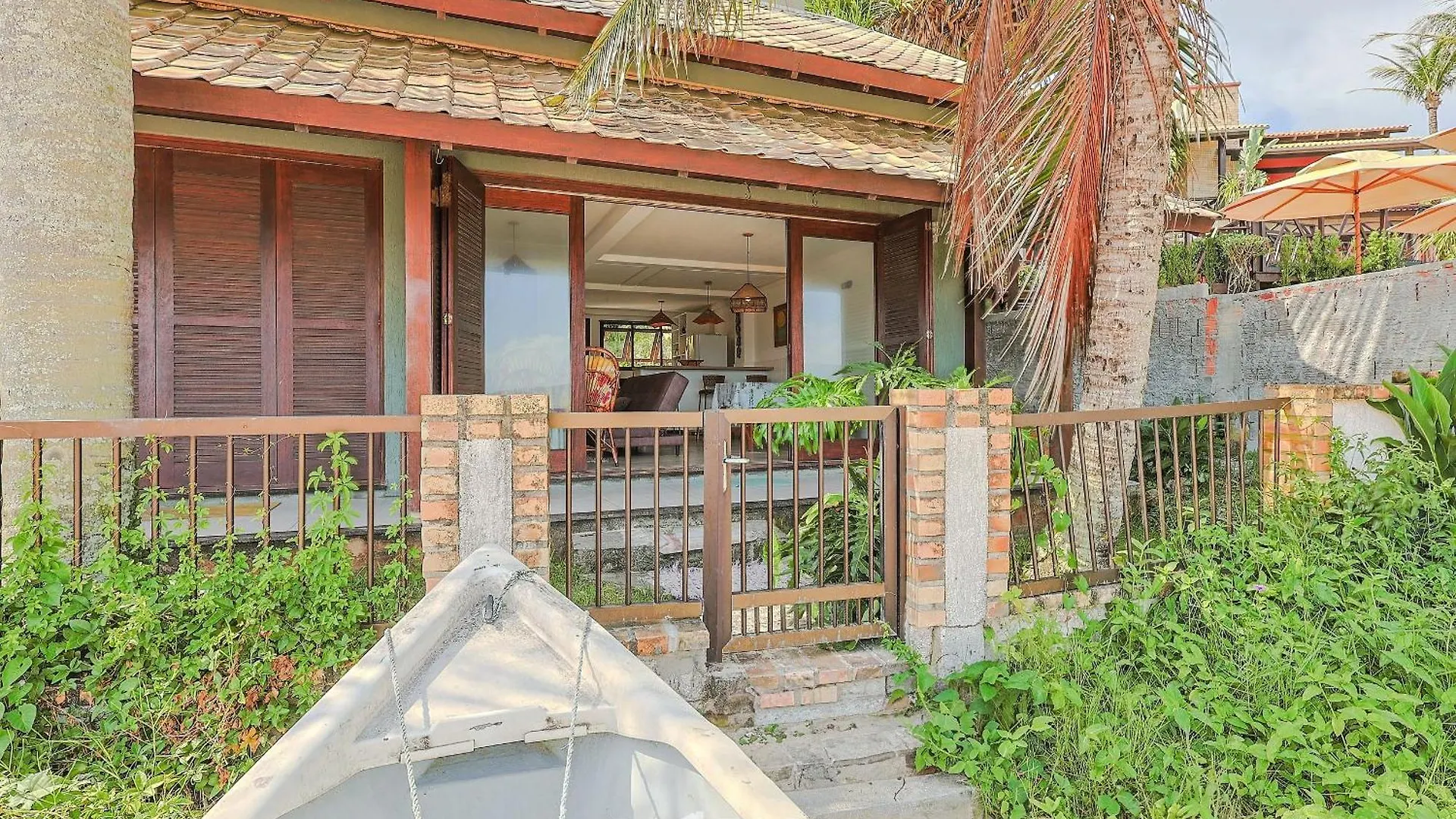Casa Pe Na Areia Em Bombinhas Sdn042 Villa